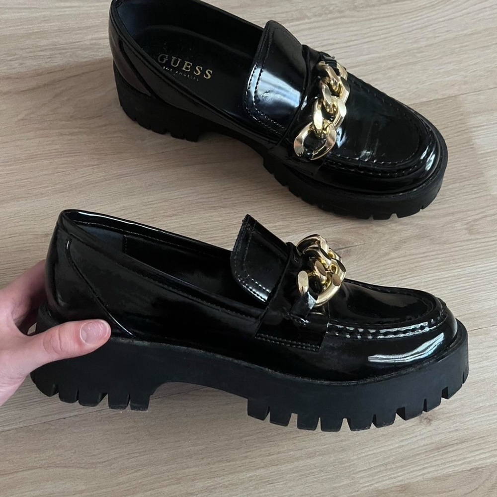 Black Guess Chunky Loafers with Gold Chain